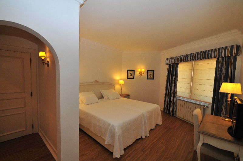 Hotel The Charm Of Cascais Esterno foto